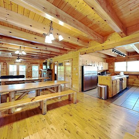 Moonlight Lodge Севьервилл Экстерьер фото